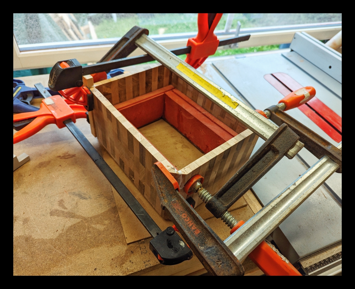 Building a box, or rather, a frame, for the video. The idea is to have the display sit at the bottom (removable, so two parts), and line the insides with mirrors.